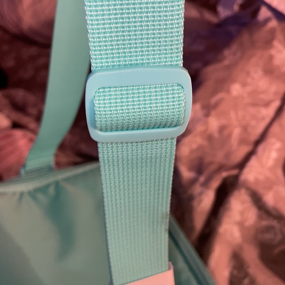 PINK by Victoria’s Secret Cooler Tote Bag NWT - Picture 9 of 12